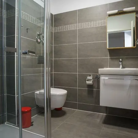 شقة ,, Lilly ,, *